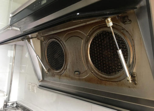 襄陽(yáng)油煙機(jī)管道清洗，告別油膩，重拾清新